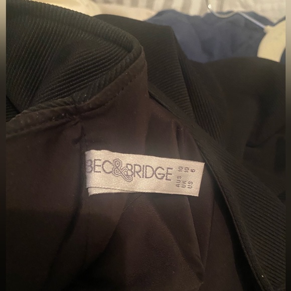 Bed and bridge bandage classic dress with cutout in back - Picture 3 of 3